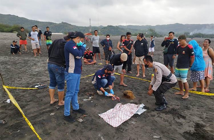 Biadab, Janin Berumur 5 Bulan Dibuang di Pantai Parangkusumo
