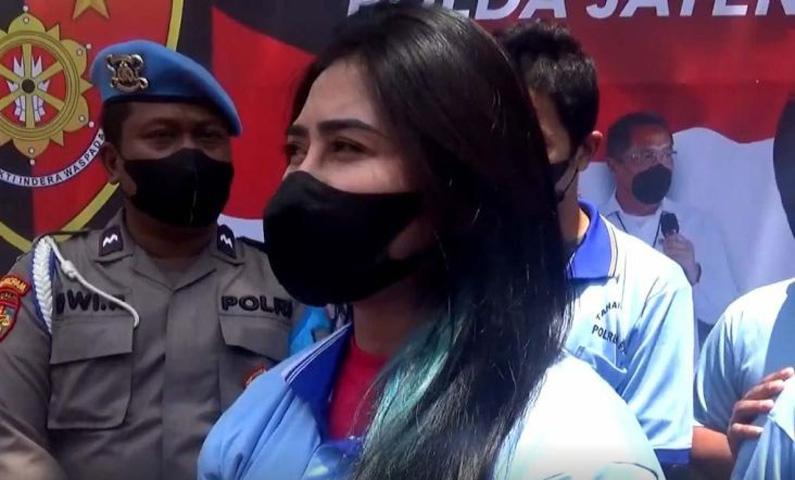 Perempuan Cantik di Pati Ini Curi Mobil, Modusnya Ajak Korban Karaoke