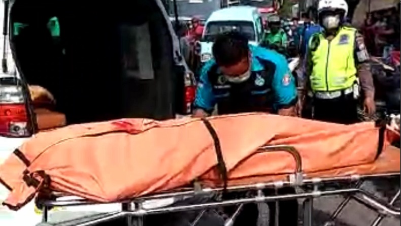 Senggolan, Pengendara Motor di Sidoarjo Tewas Terlindas Bus