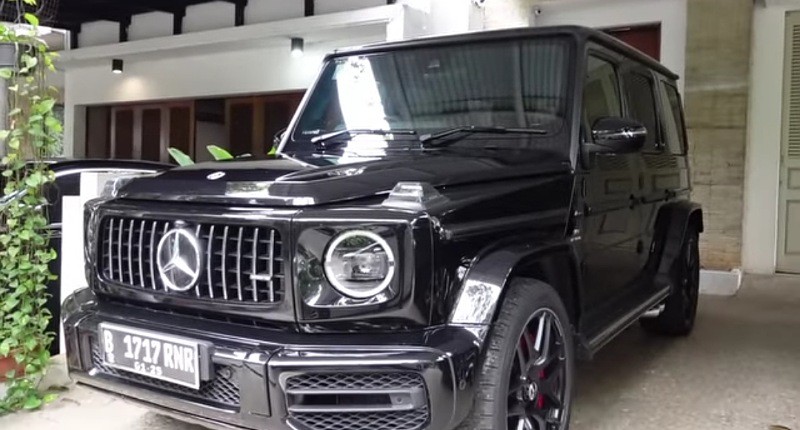 5 Artis Koleksi Mobil Paling Banyak, Ada yang Klasik hingga Keluaran Terbaru 