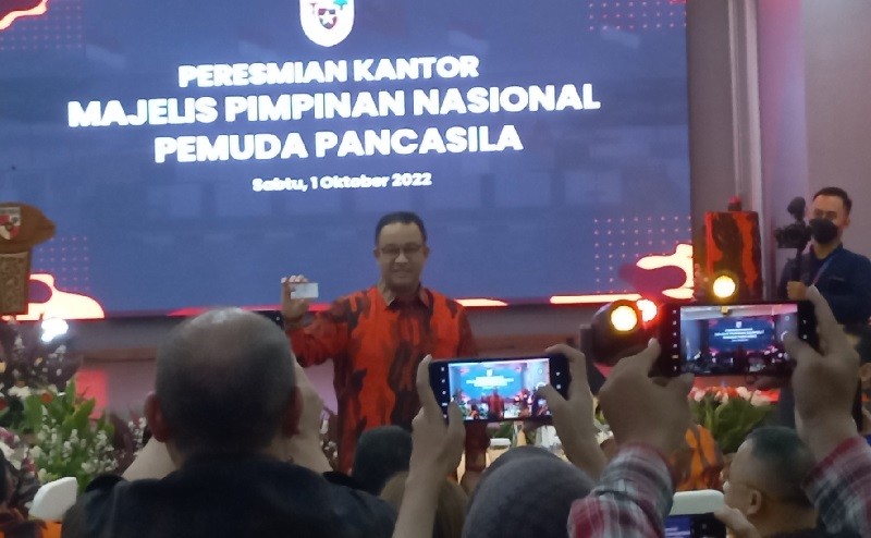 Anies Dikukuhkan Jadi Kader Pemuda Pancasila, Dapat Nomor Cantik James Bond