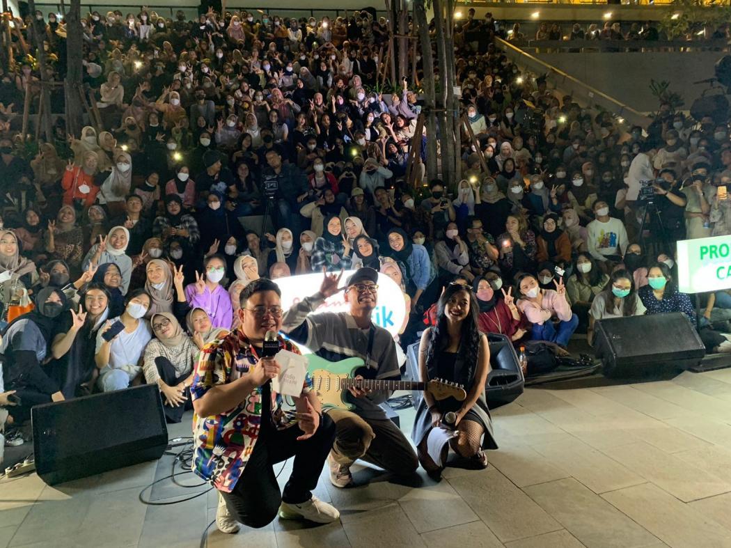 Penyanyi Jebolan The Voice Indonesia Guncang Acara VKustik di Sarinah