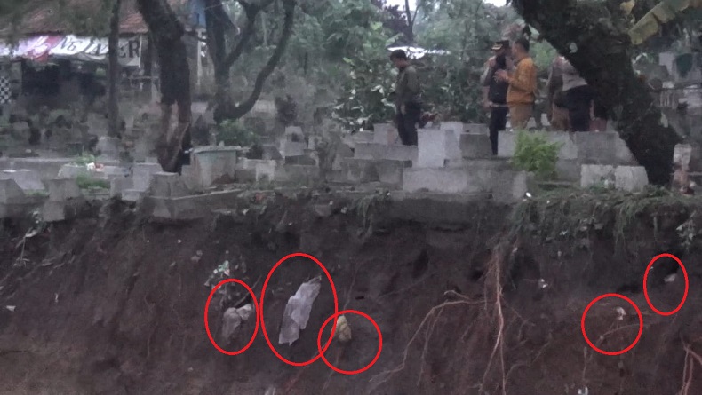 Heboh, Jenazah Keluar dari Kuburan di TPU Sirnaraga Kota Bandung, Ini Penyebabnya