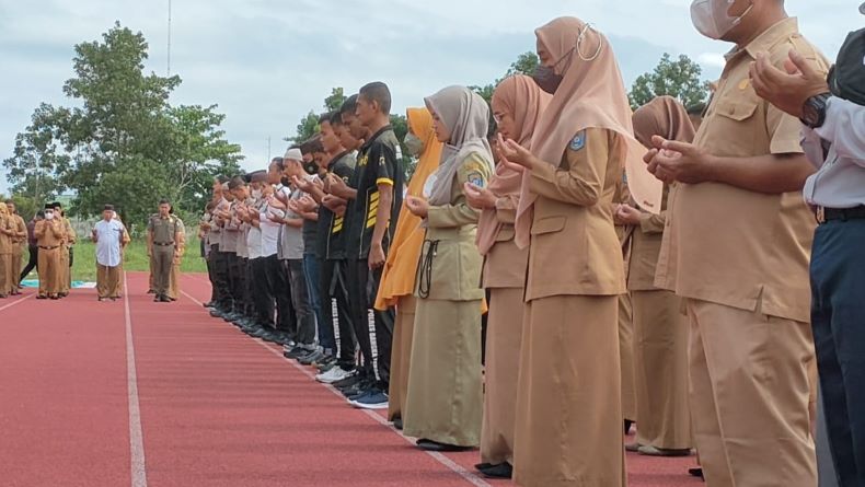 Duka Tragedi Kanjuruhan, Ratusan Personel Polri dan ASN di Bangka Tengah Gelar Doa Bersama