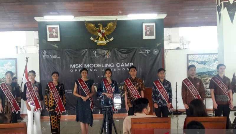  Jelang International Ipoh Fashion Week, 15 Model Digembleng di Rindam IV/Diponegoro