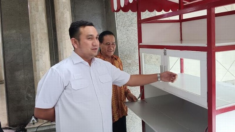 Bagikan Gerobak ke Pedagang UKM, DPW Partai Perindo DKI: Ini Komitmen Ketua Umum Kami