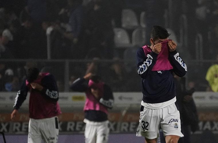 Mirip Tragedi Kanjuruhan, Laga Liga Argentina Boca Juniors Vs Gimnasia Diganggu Gas Air Mata
