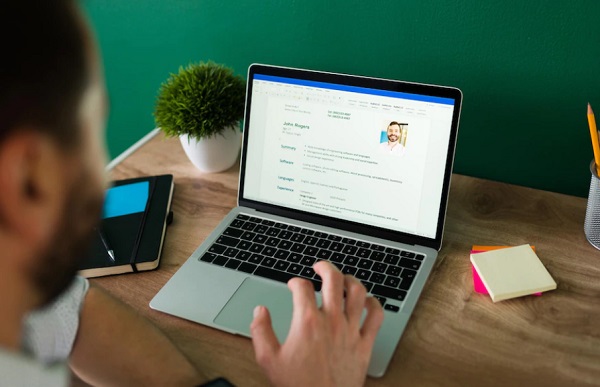 Contoh Application Letter Kelas 12 Bahasa Inggris Lengkap Struktur dan Cara Membuatnya 