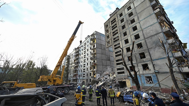 Sejumlah Ledakan Kuat Hantam Ukraina Tengah, Dampak Belum Diketahui