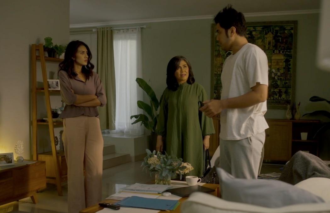 Zidni Hakim Bangkrut, Saksikan Kisah Lengkapnya di Vision+ Originals Bad Parenting Episode 11