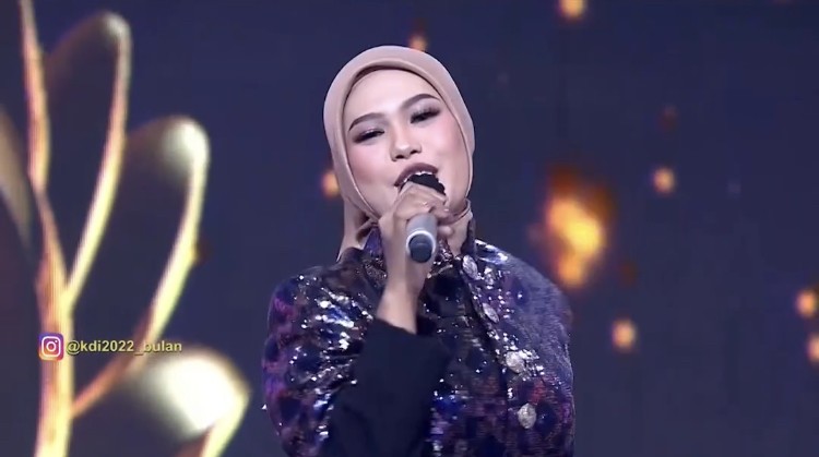 Bawakan Lagu Dewi Perssik, Bulan Tuai Pujian dan Standing Ovation Para Juri Kontes KDI 2022
