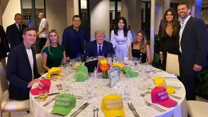 Momen Kebersamaan Hary Tanoesoedibjo dengan Keluarga Besar Trump