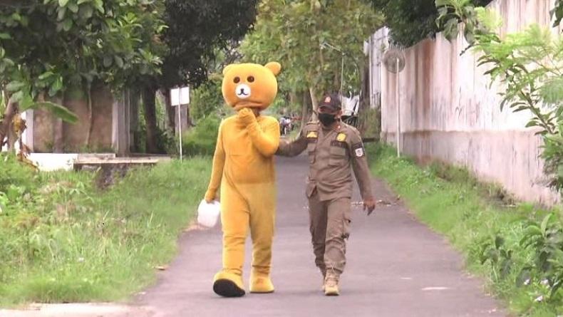Razia Pekat di Klaten Diwarnai Kejar-kejaran dengan Badut Pengamen