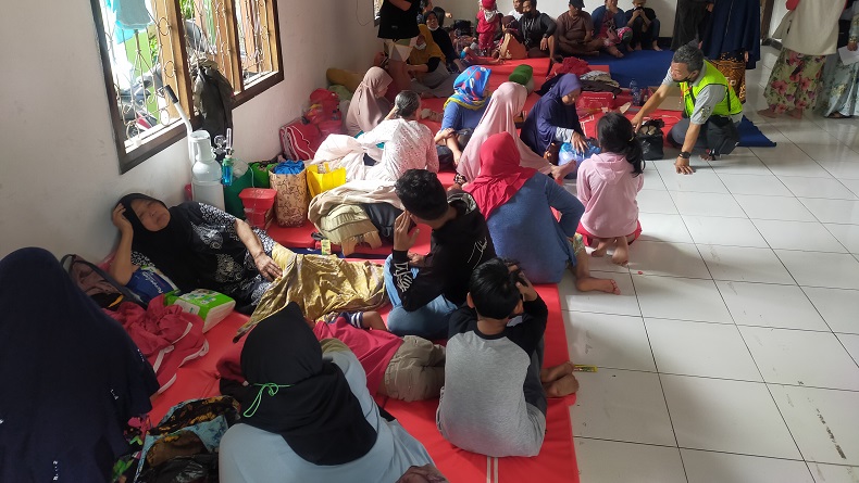 Longsor di Bogor, Ratusan Warga Diungsikan ke Masjid