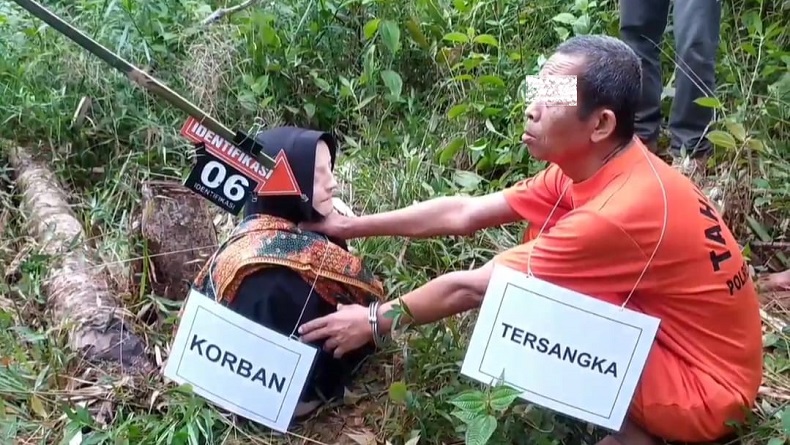 Rekonstruksi Istri Tewas Dibunuh Suami di Pangandaran gegara Uang Mainan