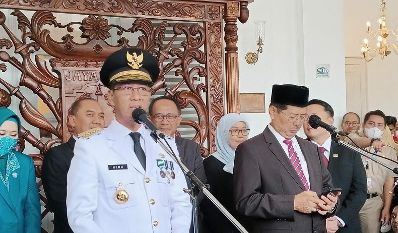 Cegah Anak Konsumsi Zat Berbahaya, Pj Gubernur DKI Minta Camat hingga Disdik Cek Jajanan Sekolah