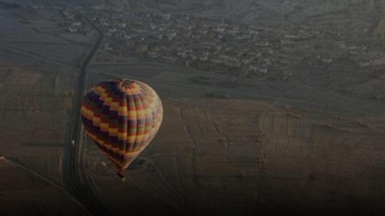 Balon Udara Mendarat Keras akibat Tiupan Angin Kencang, 2 Wisatawan Tewas