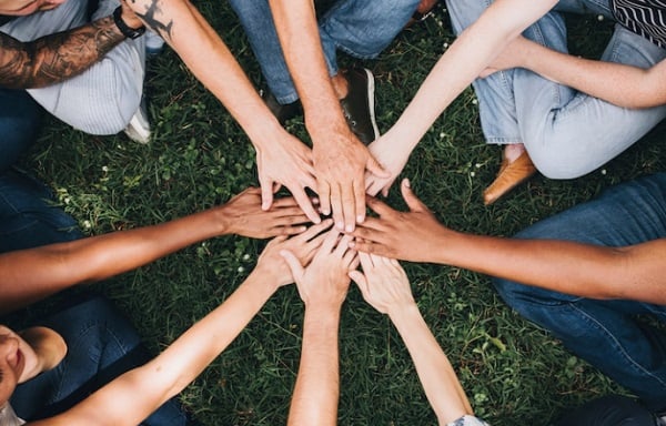 21 Contoh Kasus Pengingkaran Kewajiban Warga Negara