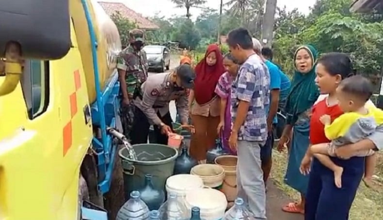  Warga Tenjo Bogor Kekurangan Air Bersih gegara Sungai Keruh