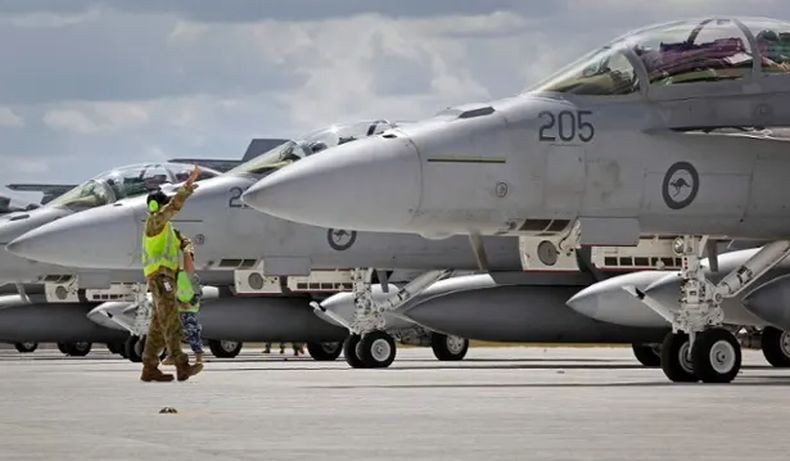 Waduh, Mantan Pilot Jet Tempur Australia Juga Direkrut untuk Latih Tentara China