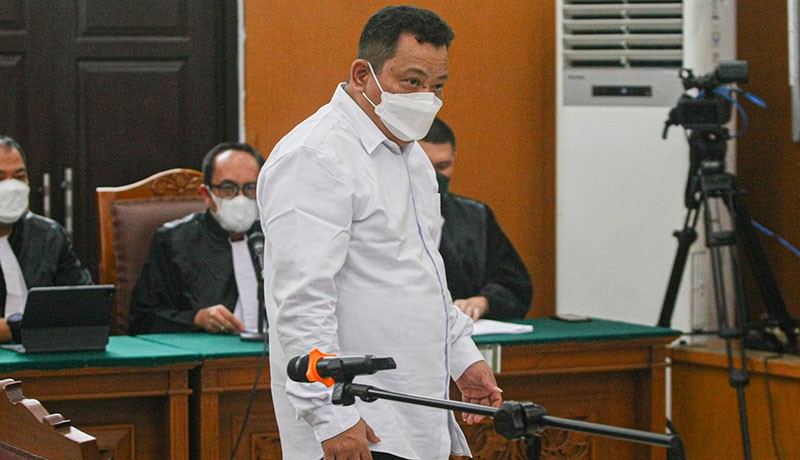 Kuat Ma'ruf dan Ricky Rizal Hanya Diam Berdiri usai Penembakan Brigadir J