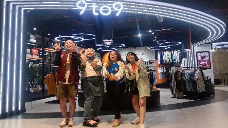 MNC Life Bagi-Bagi Asuransi Gratis di Grand Opening 9to9 Bandung