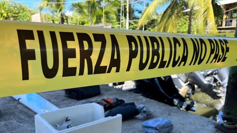 Pesawat Jet Pribadi Jatuh di Karibia, Pengusaha Gold's Gym Ada di Dalamnya