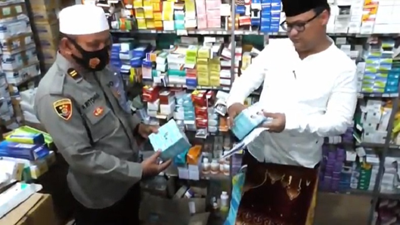 Gelar Razia ke Apotek, Dinkes Madina Temukan 5 Obat Sirop yang Dilarang BPOM