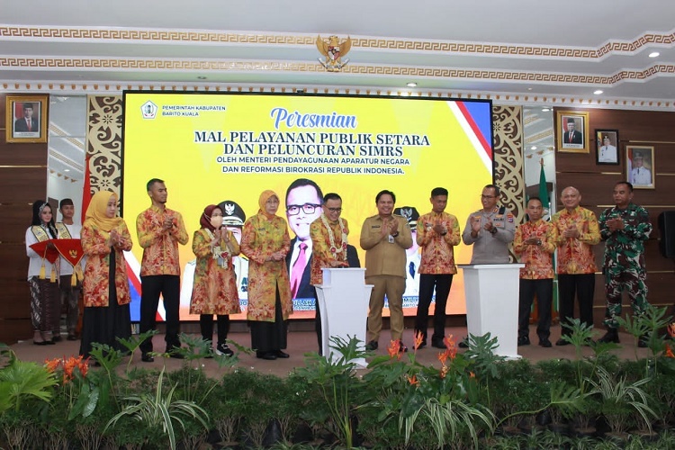Diinisiasi Pemkab Barito Kuala, Menpan-RB Hadiri Peluncuran SIMRS