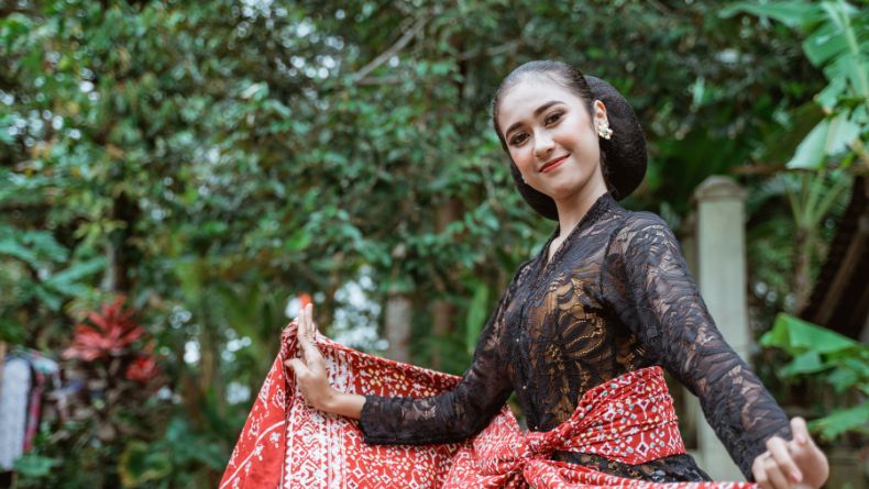 5 Baju Adat Indonesia yang Mendunia, Bikin Bangga!