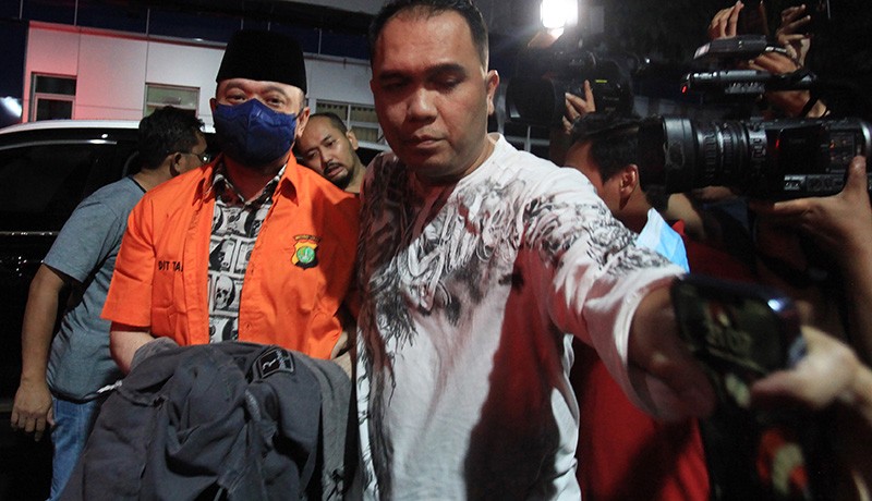 Berkas Teddy Minahasa Lengkap, Diserahkan ke Kejari Jakbar