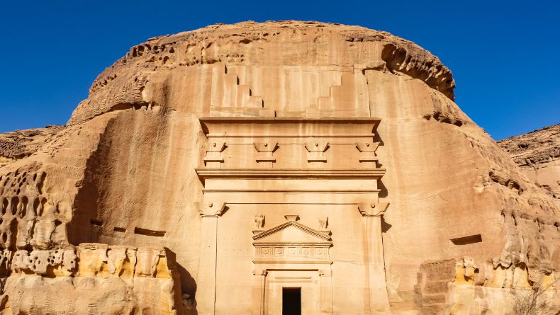 Madain Saleh, Tempat Kaum Tsamud yang Diazab Allah