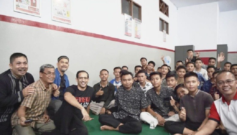 Nadiem Makarim Bermalam di Asrama SMK saat Kunjungi Perbatasan RI-Malaysia