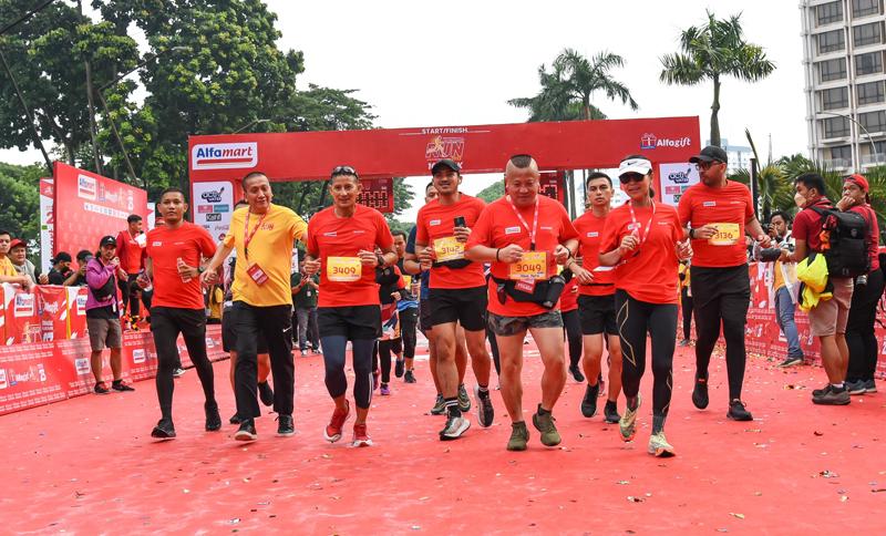 Dibuka Sandiaga Uno, Alfamart Run Meriah Diikuti 2.300 Pelari