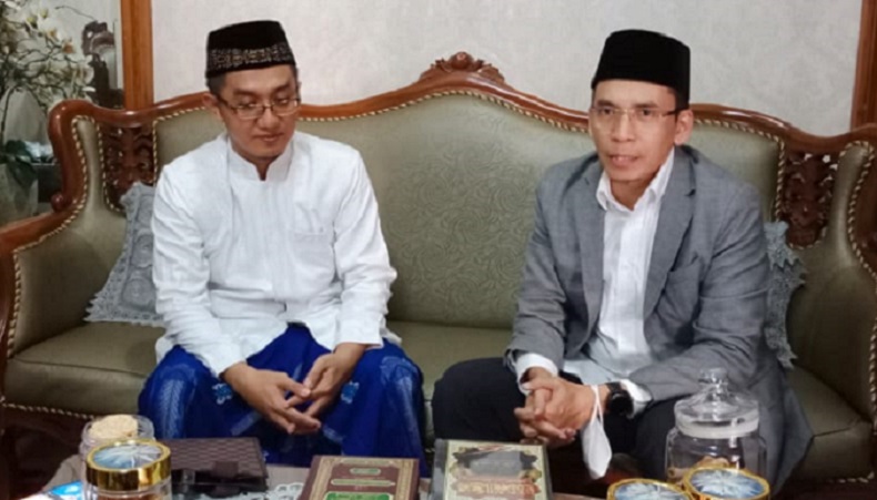 TGB Puji Kiai Muda NU Gus Awis yang Produktif Menulis : Para Santri Harus Ikuti Jejaknya