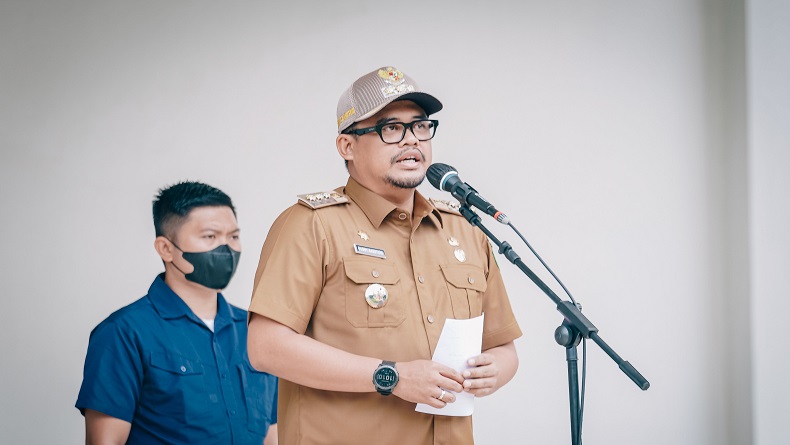 Bobby Nasution Dikomplain Warga Perumahan gegara Jalan Kompleks Rusak, Ini Jawabnya