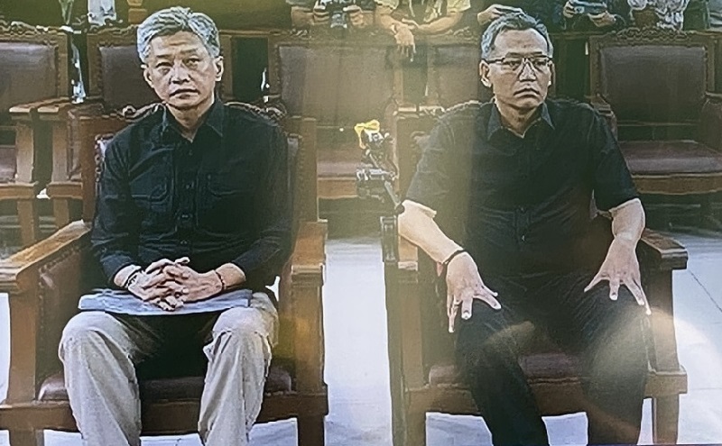 Hendra Kurniawan dan Agus Nurpatria Disidang Bersama Hari Ini, Kompak Pakai Kemeja Hitam