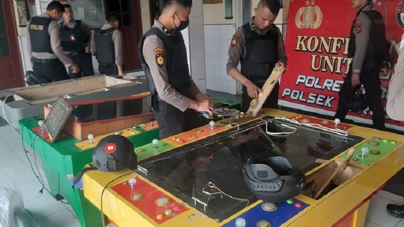 Markas Judi di Pasar 7 Beringin Tembung Digerebek, Mesin Tembak Ikan Ditemukan di Rumah Kosong