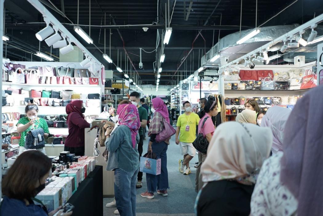 Bukan Cuman Fashionable Barang Preloved Branded Bisa Jadi Investasi, Begini Caranya