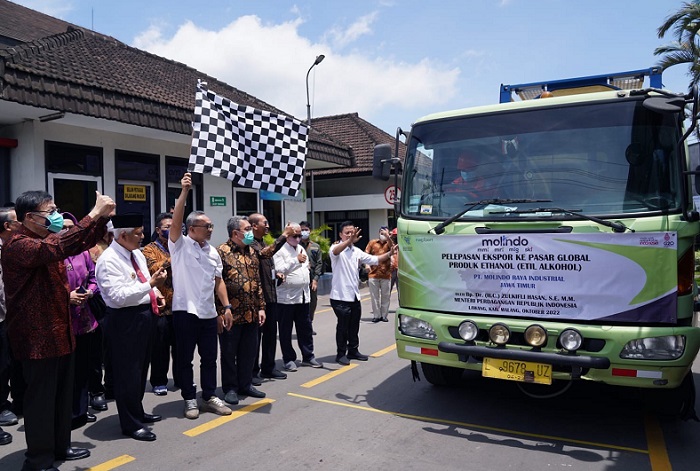 Mendag Lepas Ekspor 744.000 Liter Etanol ke Filipina dan Thailand Senilai Rp12,7 Miliar 