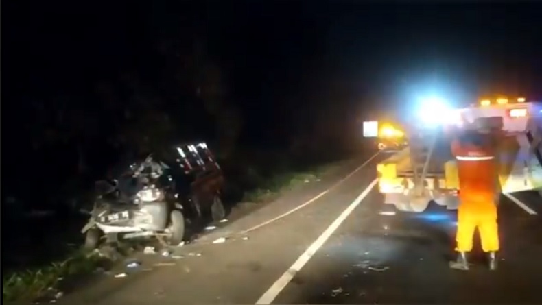 Tabrakan Beruntun di Tol Cipularang, 2 Orang Tewas 2 Terluka