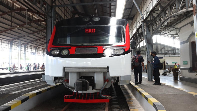 Warga Diimbau Tak Parkir Sembarangan di Jalur Kereta Api Solo-Wonogiri