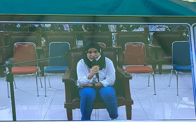 Hakim Tegur ART Ferdy Sambo karena Jawaban Berubah-ubah: Anda Bisa Dipidana Lho