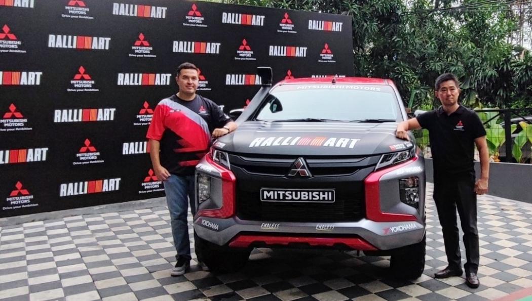 Lintasi Jalan 1.700 Km, Rifat Sungkar Ditantang di Paris Dakarnya Asia AXCR 2022