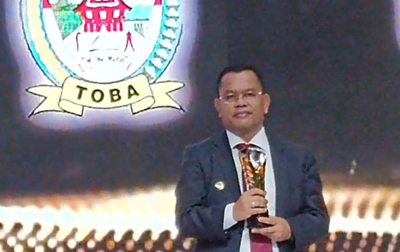 Raih Indonesia Awards 2022, Bupati Toba: Penghargaan Ini untuk Masyarakat