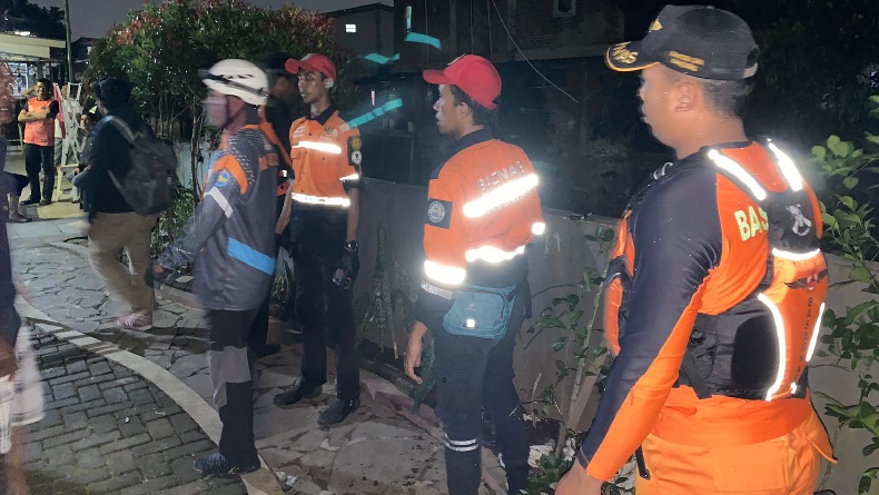 Pencarian Pria Lansia Terseret Arus Sungai Cikapundung Bandung Nihil, Dilanjutkan Besok