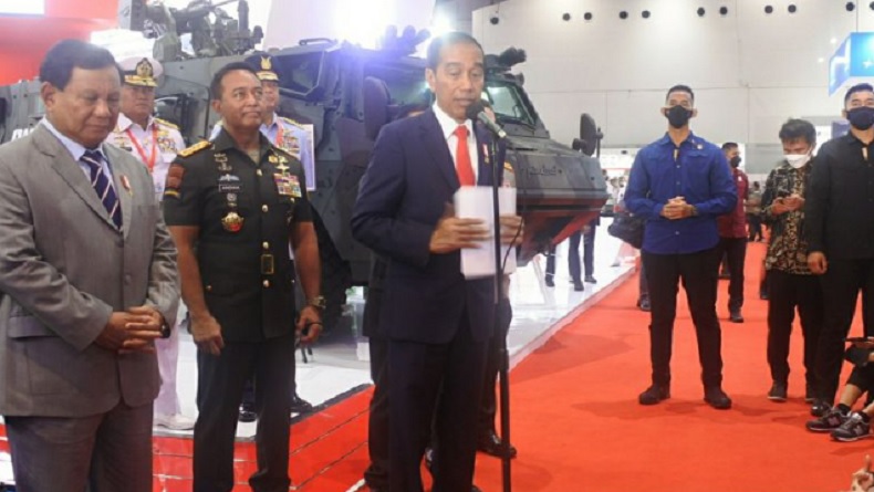 Jokowi: Kita Berikan Ruang Besar kepada Swasta Ikut Bangun Industri Pertahanan RI 