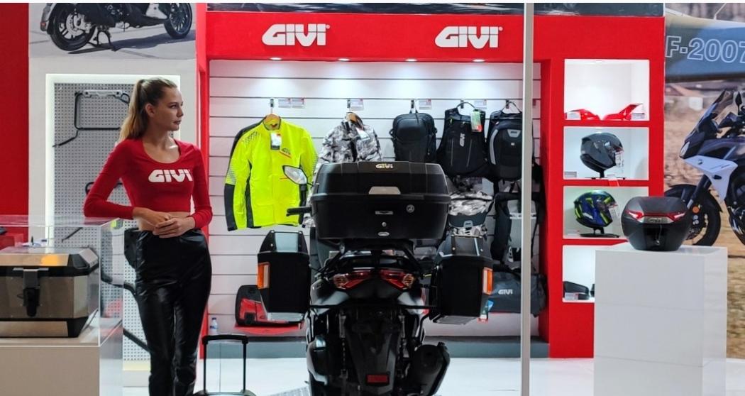 Hadir di IMOS 2022, Givi Kembangkan Box dan Tail Bag Motor Terbaru