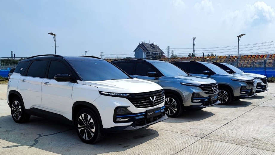 Jajal Wuling Almaz Hybrid, Begitu Gas Diinjak Bikin Kaget Ini yang Terjadi