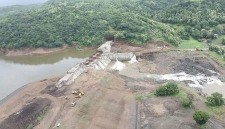  Heboh Pekerja Bendungan Tak Sengaja Temukan Berlian Miliaran Rupiah, Warga Ikutan Gali